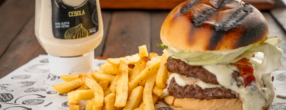 Hamburguer com a maionese suprema sabor cebola